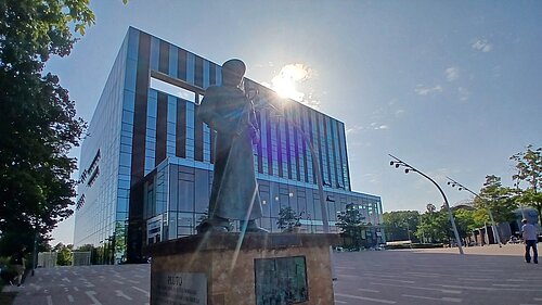 Corby Cube